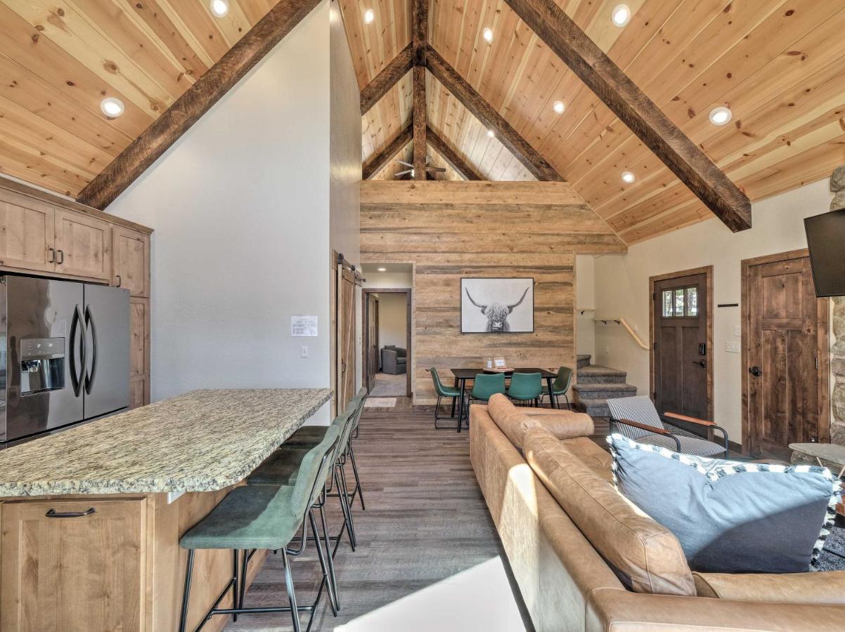 Luxury Retreat Custom Mi-Wuk Village Cabin! Buitenkant foto